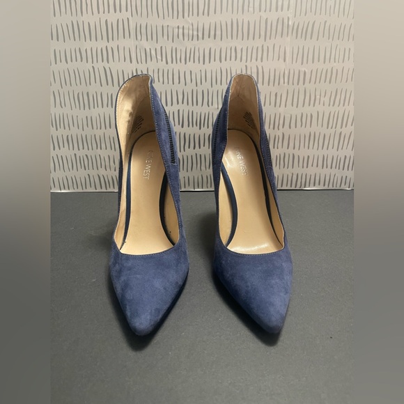 Nine West - Women’s Blue Suede High Heel Pump with Zipper Detail - Size 8 - Picture 2 of 8